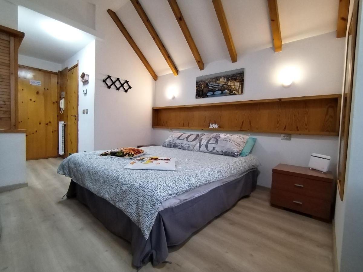 Accogliente Appartamento A Firenze Con Parcheggio Bagian luar foto