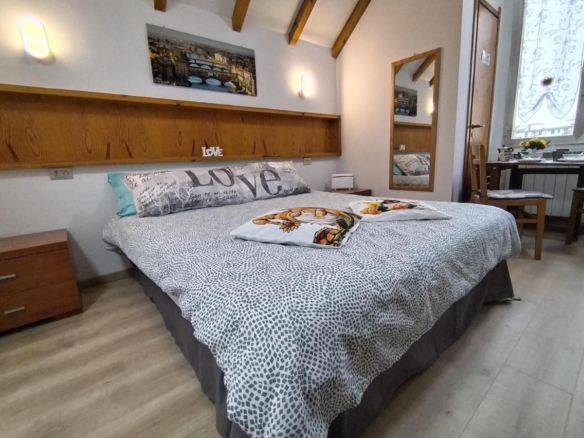 Accogliente Appartamento A Firenze Con Parcheggio Bagian luar foto